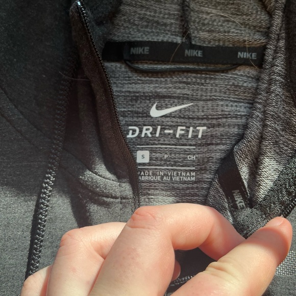 Nike hoodie - Picture 2 of 3